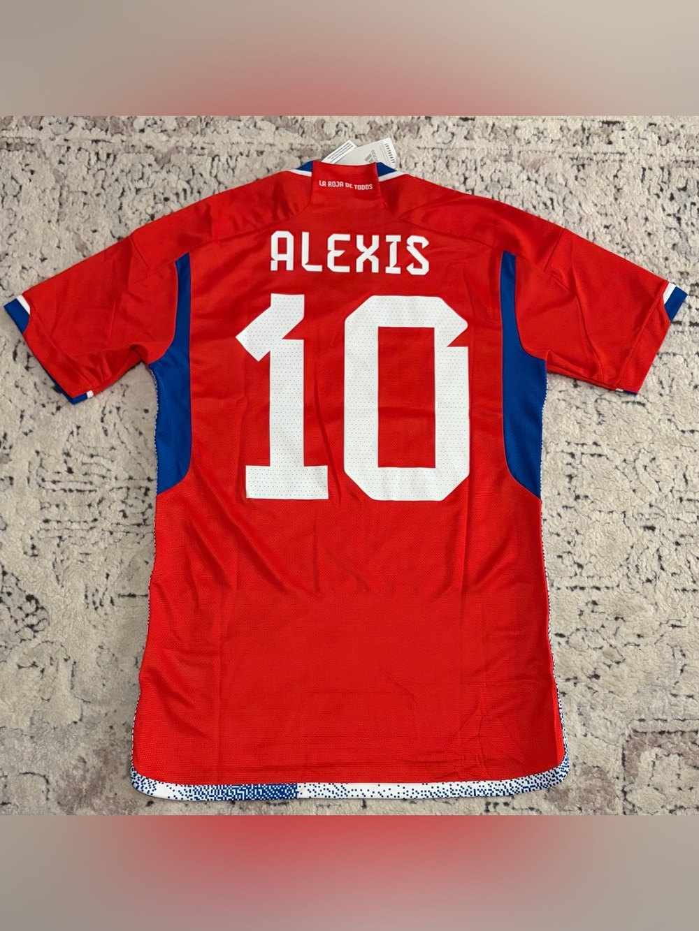 Adidas Authentic Chile 2022/23 Alexis Sanchez #10 Red IC5176 Jersey Men’s Sz: S - Picture 4 of 9